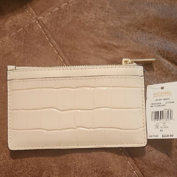 Michael Kors Ivory Croc-Embossed Card Holder - Picture 2 of 3